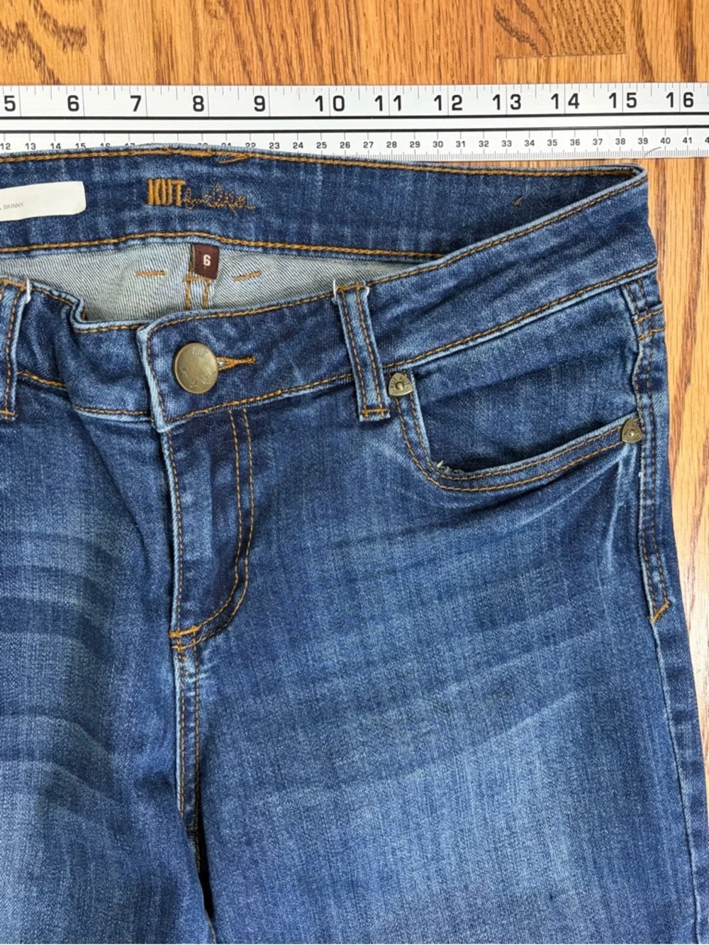 Kut from the Kloth Diana Mid Rise Relaxed Fit Skinny - Picture 8 of 12